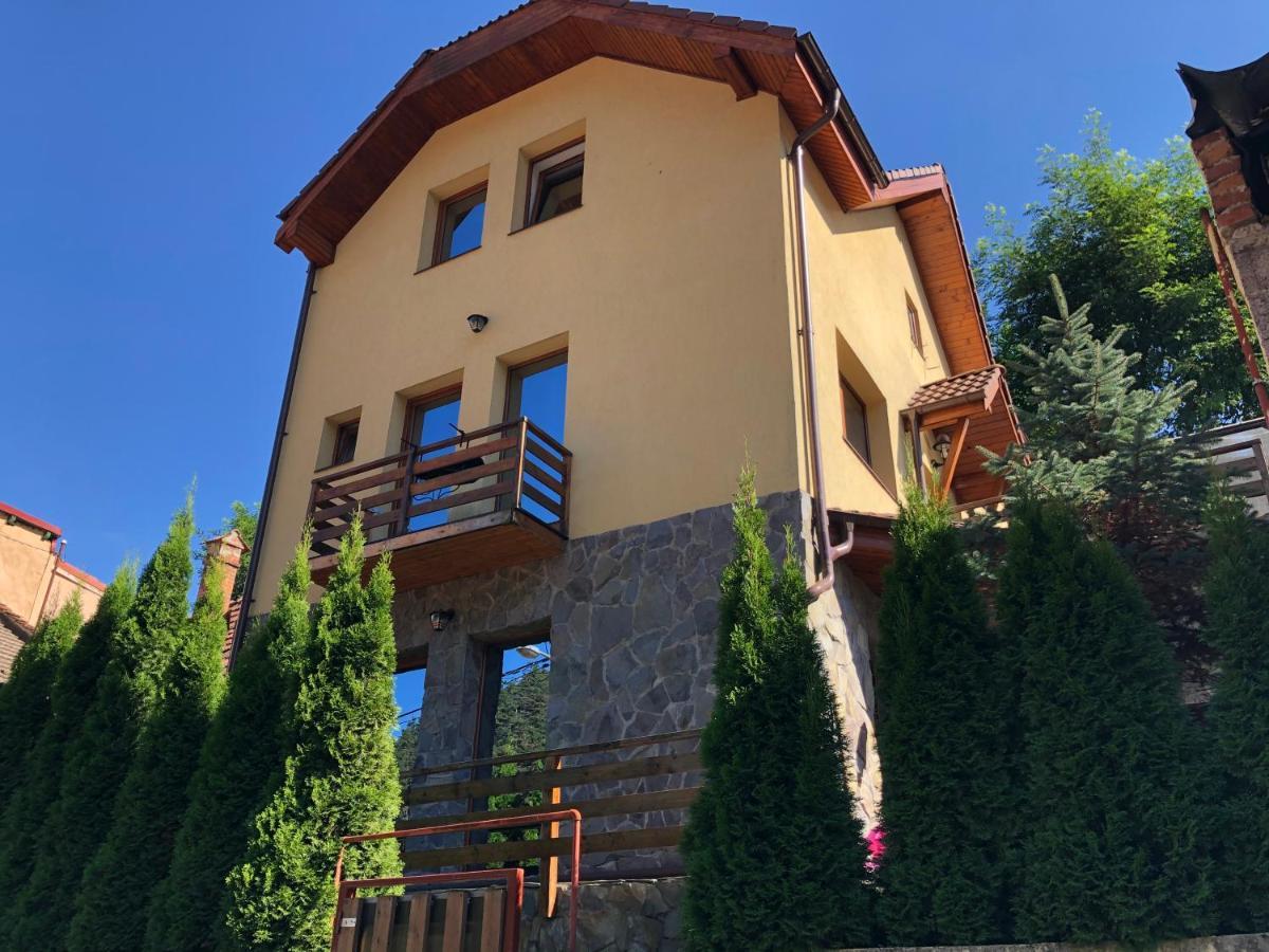 Villa Sweet *
